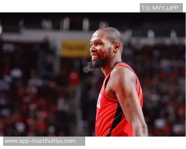 杜兰特分享绝杀瞬间助教罗伊艾维替补席惊呆表情引热议