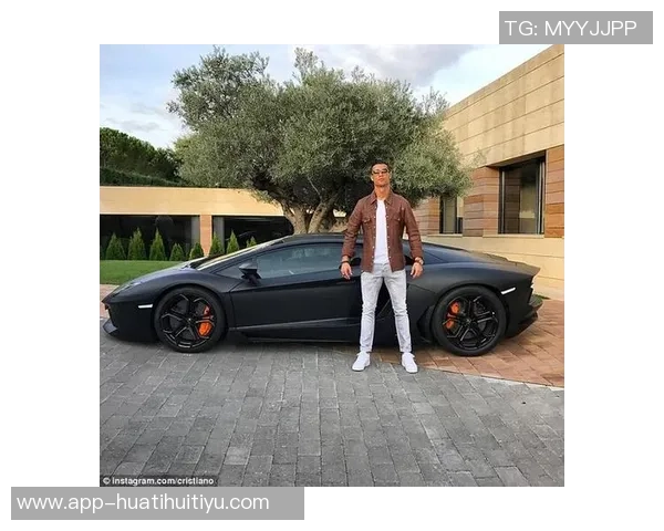 迷你罗社交媒体发布265万兰博基尼照片实为球迷账号非官方认证