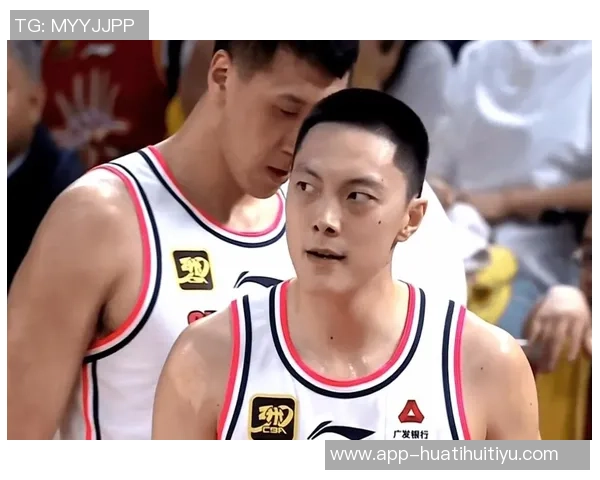 杜润旺分享周鹏与二飞的教导心得球场内外的成长与人生哲学