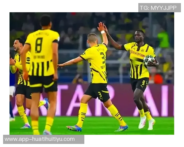 巴萨关注多特前锋吉拉西明夏解约金降至5000万欧元